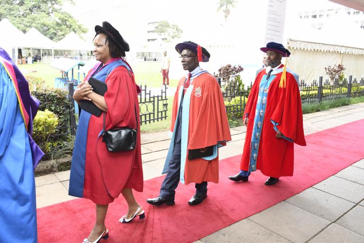 (From Left to Right) Prof. Mary Kinoti, Prof. Ogengo (DVC AA), Prof. Kiama (VC)