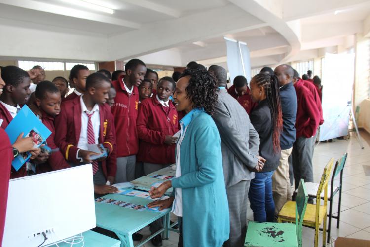 Students visit the UoN stand
